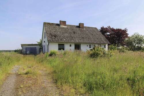 Foto - Haus zum Kaufen in Burg (Dithmarschen) 160.000,00 € 70.07 m²