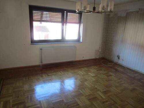 Foto - Haus zum Kaufen in Reichenbach-Steegen 174.000,00 € 135 m²