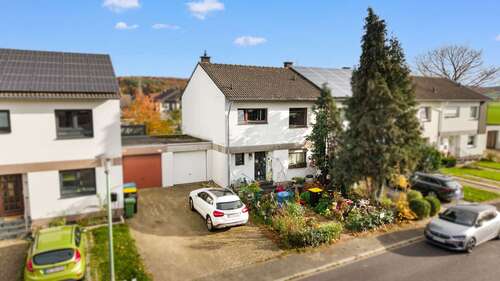 Foto - Haus zum Kaufen in Düren 269.000,00 € 100 m²