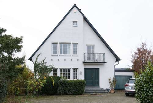 Foto - Haus zum Kaufen in Krefeld 849.000,00 € 150 m²