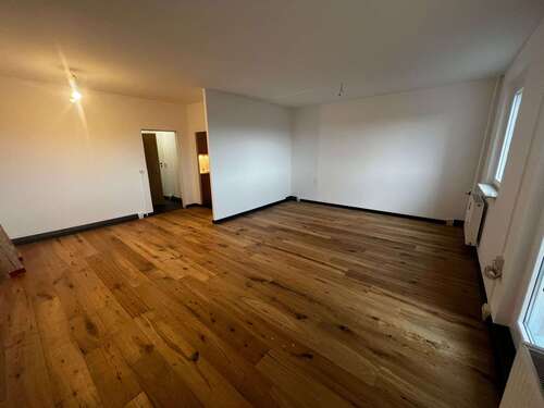 Foto - Wohnung zum Mieten in Reichenbach 299,00 € 60 m²