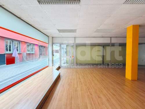 Foto - Einzelhandel in Aschaffenburg 1.950,00 € 135 m²