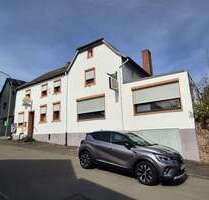 Haus zum Kaufen in Bad Münstereifel 225.000,00 € 330 m²