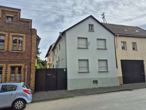 Foto - Haus zum Kaufen in Grafschaft 349.000,00 € 221 m²