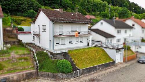 Foto - Haus zum Kaufen in Waldfischbach 215.000,00 € 151 m²