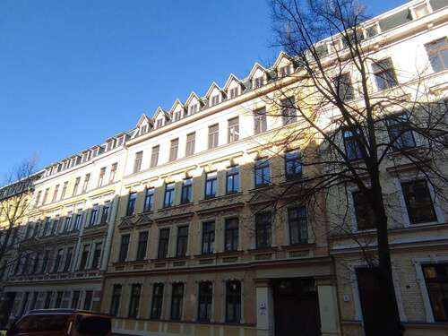 Foto - Wohnung zum Mieten in Halle 600,00 € 70 m²