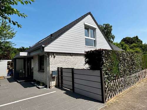 Foto - Haus zum Kaufen in Monheim am Rhein 770.000,00 € 200 m²