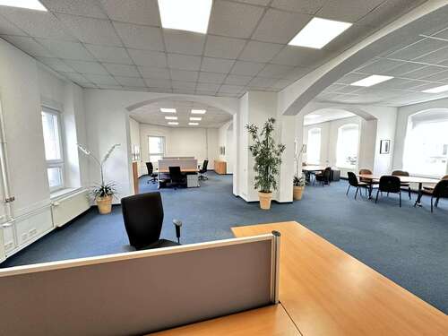Foto - Büro in Dresden 1.680,00 € 240 m²