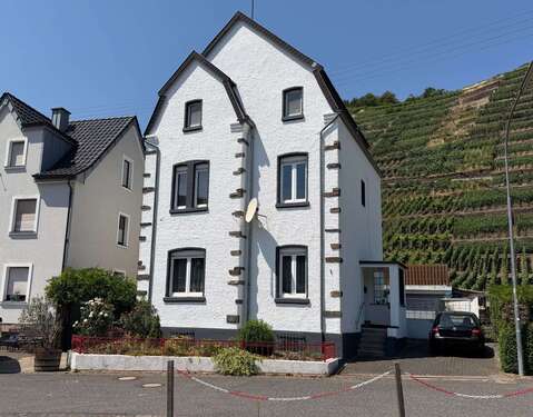 Foto - Haus zum Kaufen in Bad Neuenahr-Ahrweiler Walporzheim 329.000,00 € 126.29 m²