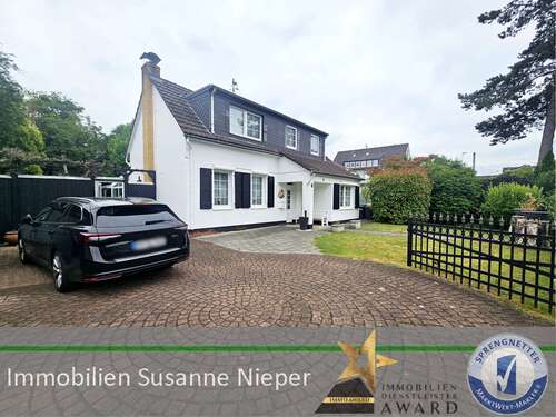 Foto - Haus zum Kaufen in Solingen 649.000,00 € 202 m²