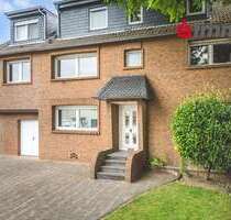 Haus zum Kaufen in Baesweiler 550.000,00 € 240 m²