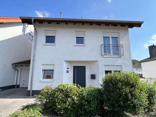 Foto - Haus zum Mieten in Bruchmühlbach-Miesau 2.300,00 € 190 m²