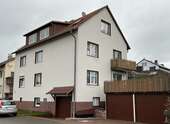 Haus zum Kaufen in Lohfelden 419.000,00 € 230.59 m²