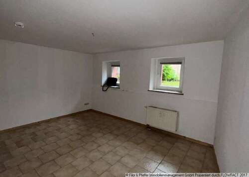 Foto - Wohnung zum Mieten in Halle (Saale) 315,00 € 42 m²