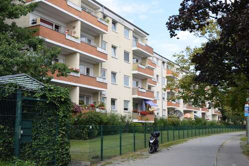 Foto - Wohnung zum Mieten in Berlin 681,00 € 68 m²