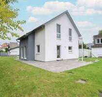 Haus zum Kaufen in Neu-Anspach 649.000,00 € 113.24 m²