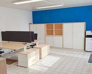 Büro in Kürnach 630,00 € 58 m² - 630,00&nbsp;EUR Kaltmiete, ca.&nbsp; 58,00&nbsp;m&sup2; in Kürnach (PLZ: 97273)