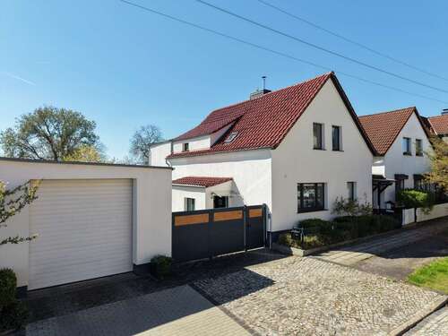 Foto - Haus zum Kaufen in Halle 395.000,00 € 150 m²