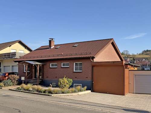 Foto - Haus zum Kaufen in Mühlhausen 445.000,00 € 156 m²