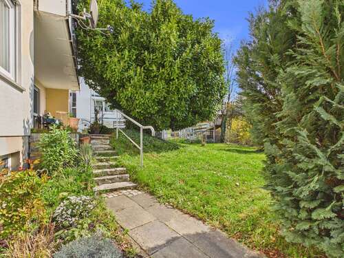 Foto - Haus zum Kaufen in Waiblingen 695.000,00 € 256 m²