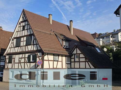 Foto - Haus zum Kaufen in Kämpfelbach Ersingen 295.000,00 € 232.3 m²