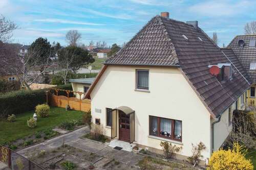 Foto - Haus zum Kaufen in Dranske 240.000,00 € 85.16 m²
