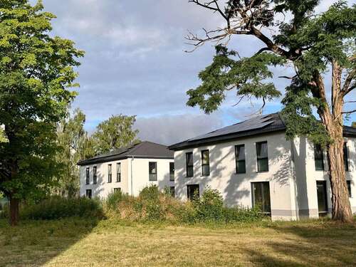 Foto - Haus zum Mieten in Calbe 1.320,00 € 110 m²