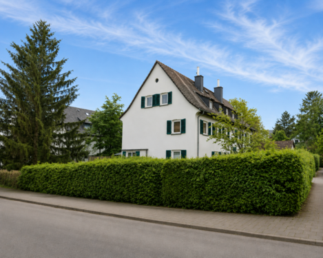 Foto - Haus zum Kaufen in Wiesbaden 1.260.000,00 € 405.15 m²