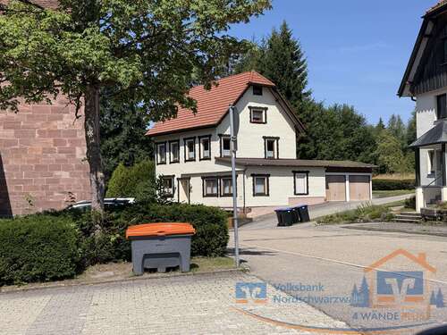 Foto - Haus zum Kaufen in Freudenstadt 209.000,00 € 193 m²