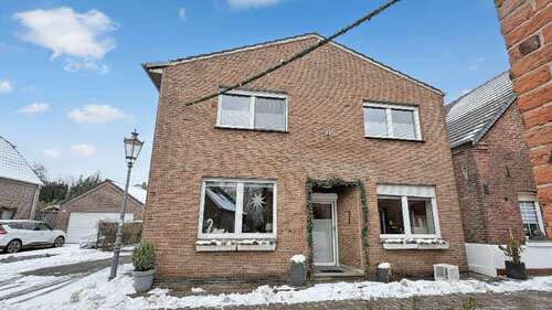 Foto - Haus zum Kaufen in Hünxe 550.000,00 € 246 m²