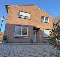 Haus zum Kaufen in Hünxe 550.000,00 € 246 m²