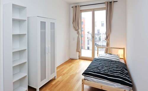 Foto - WG-Zimmer in Frankfurt am Main 655,00 € 12 m²