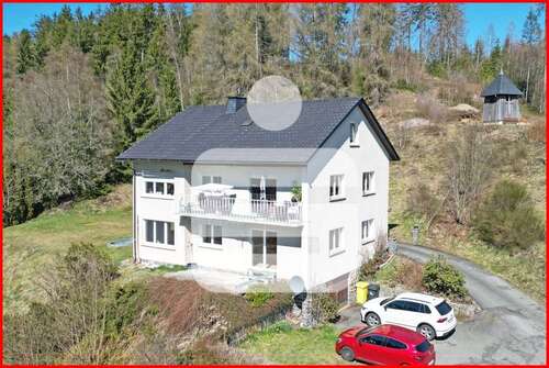 Foto - Haus zum Kaufen in Tettau 139.000,00 € 160 m²