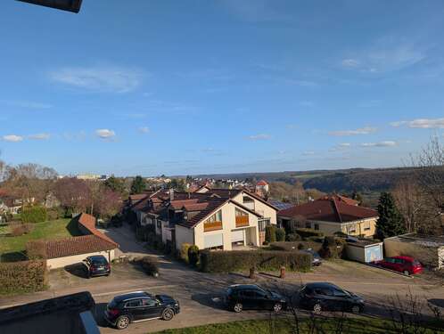 Foto - Wohnung zum Mieten in Garnberg 705,00 € 64.4 m²