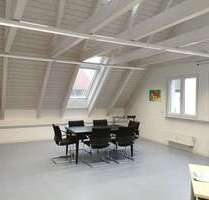Büro in Stuttgart-Plieningen 500,00 € 43.74 m²