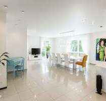 Haus zum Mieten in Willich 3.250,00 € 295 m²