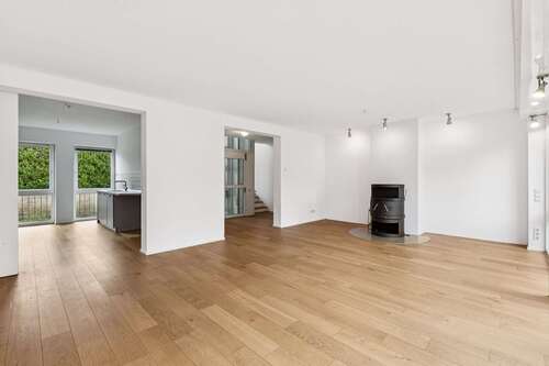Foto - Wohnung zum Kaufen in Düsseldorf - Kaiserswerth 1.695.000,00 € 256 m²
