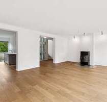 Wohnung zum Kaufen in Düsseldorf - Kaiserswerth 1.695.000,00 € 256 m²