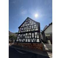 Haus zum Kaufen in Gründau 189.000,00 € 174 m²