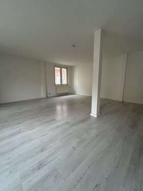 Foto - Wohnung zum Mieten in Zwickau 215,00 € 42.48 m²
