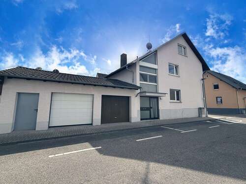 Foto - Haus zum Kaufen in Dettenheim 479.000,00 € 198.49 m²