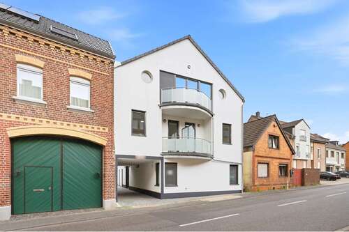 Foto - Haus zum Kaufen in Kerpen 1.549.000,00 € 310 m²