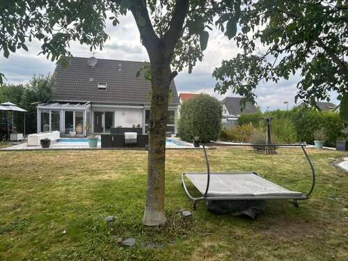 Foto - Haus zum Kaufen in Kamp-Lintfort 525.000,00 € 149 m²