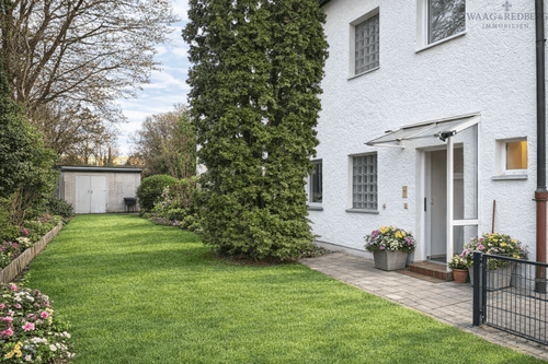 Foto - Haus zum Kaufen in München 699.000,00 € 165 m²