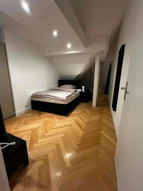 Foto - WG-Zimmer in Frankfurt am Main 745,00 € 19 m²