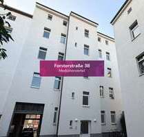 Haus zum Kaufen in Halle 1.280.000,00 € 958 m²