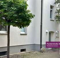 Haus zum Kaufen in Halle 1.280.000,00 € 958 m²