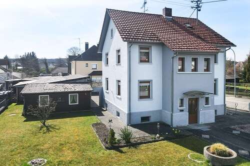 Foto - Haus zum Kaufen in Sigmaringendorf 259.000,00 € 125.96 m²