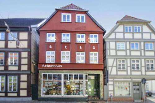 Foto - Haus zum Kaufen in Grabow 199.000,00 € 285.07 m²