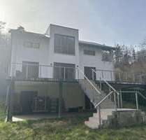 Haus zum Mieten in Dattenberg 1.900,00 € 225 m²